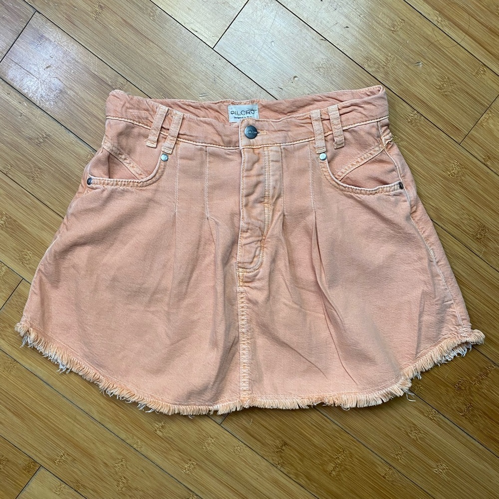 Anthropologie Pilcro Peach Pleated Micro Denim Mini Skirt with a Frayed Hem - Picture 2 of 12
